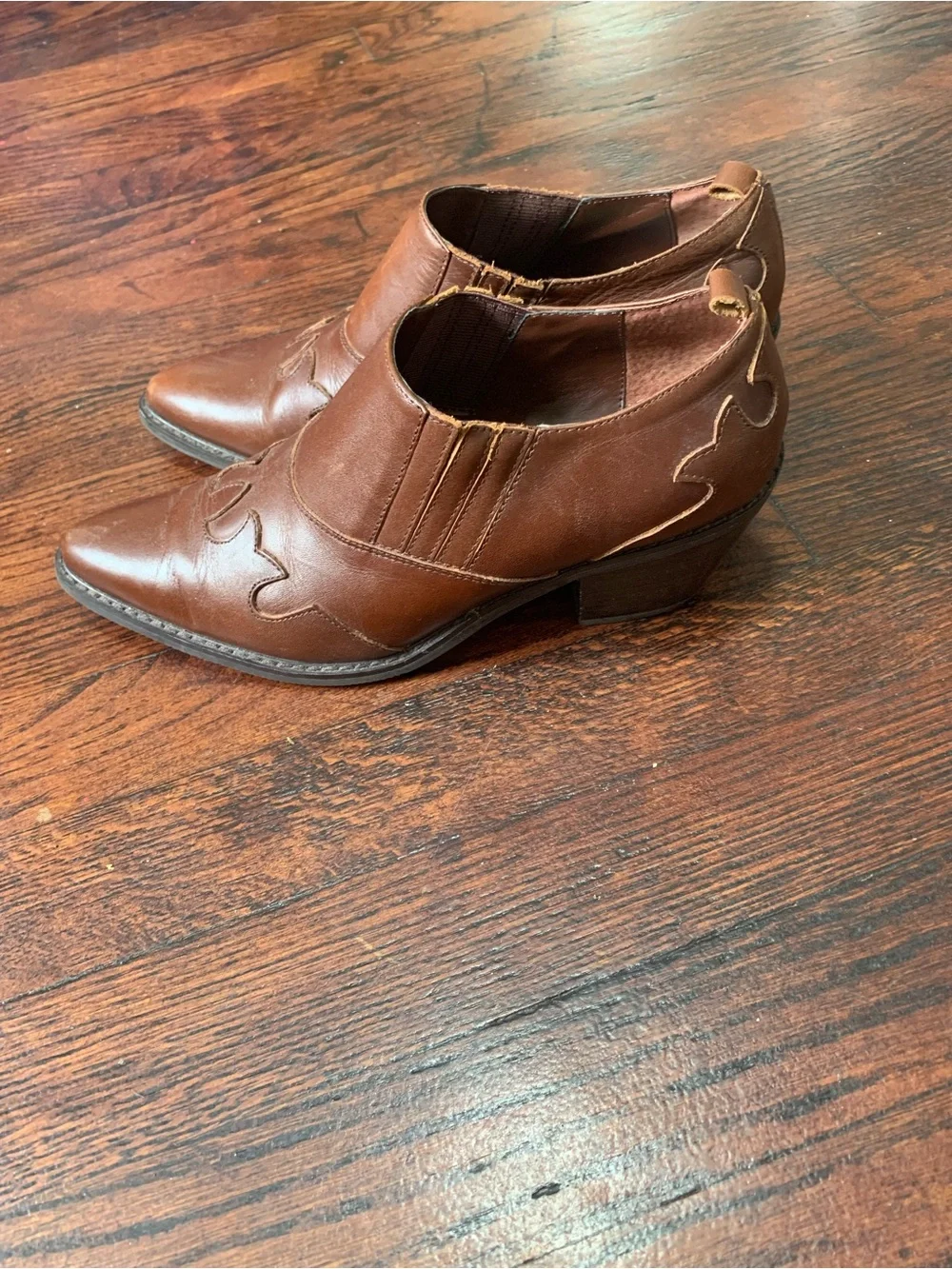 Covington Odessa Brown Leather Western Ankle Booties Women’s Size 8M